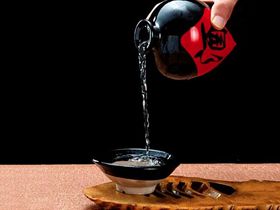 为什么陈酒比新酒闻起来更香...